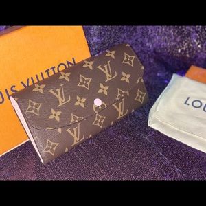 LOUIS VUITTON WALLET
